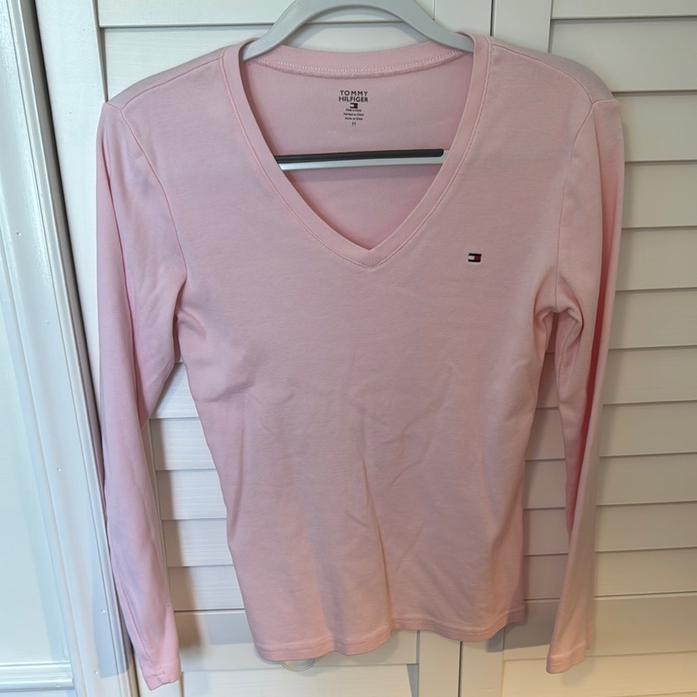 Tommy Hilfiger Women's Light Pink Long Sleeve Tee